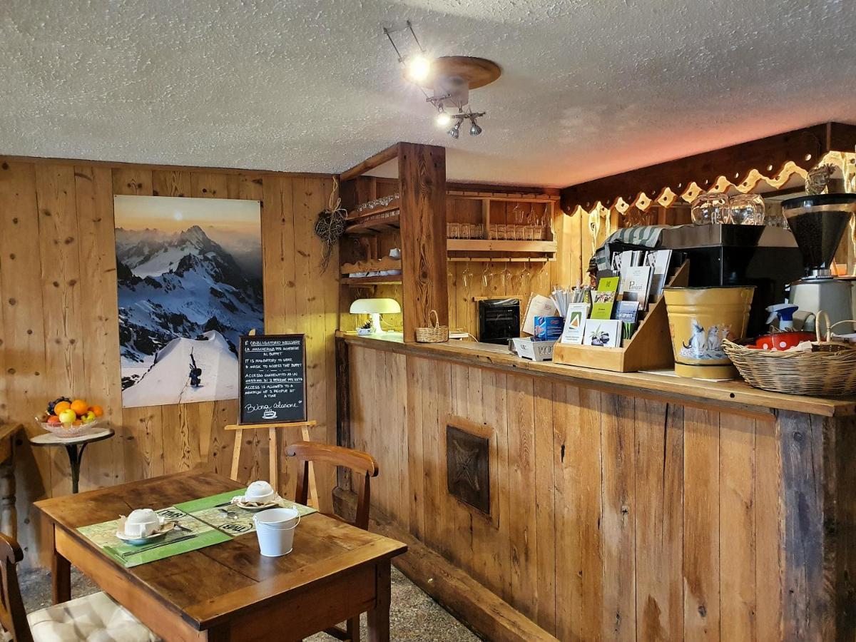 Hotel Funivia Courmayeur Exterior photo