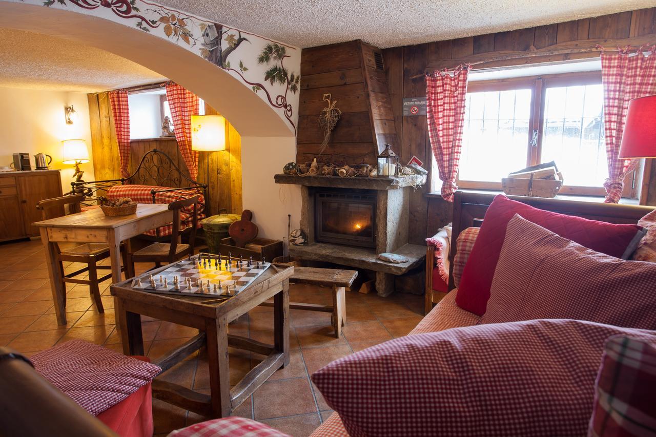 Hotel Funivia Courmayeur Exterior photo