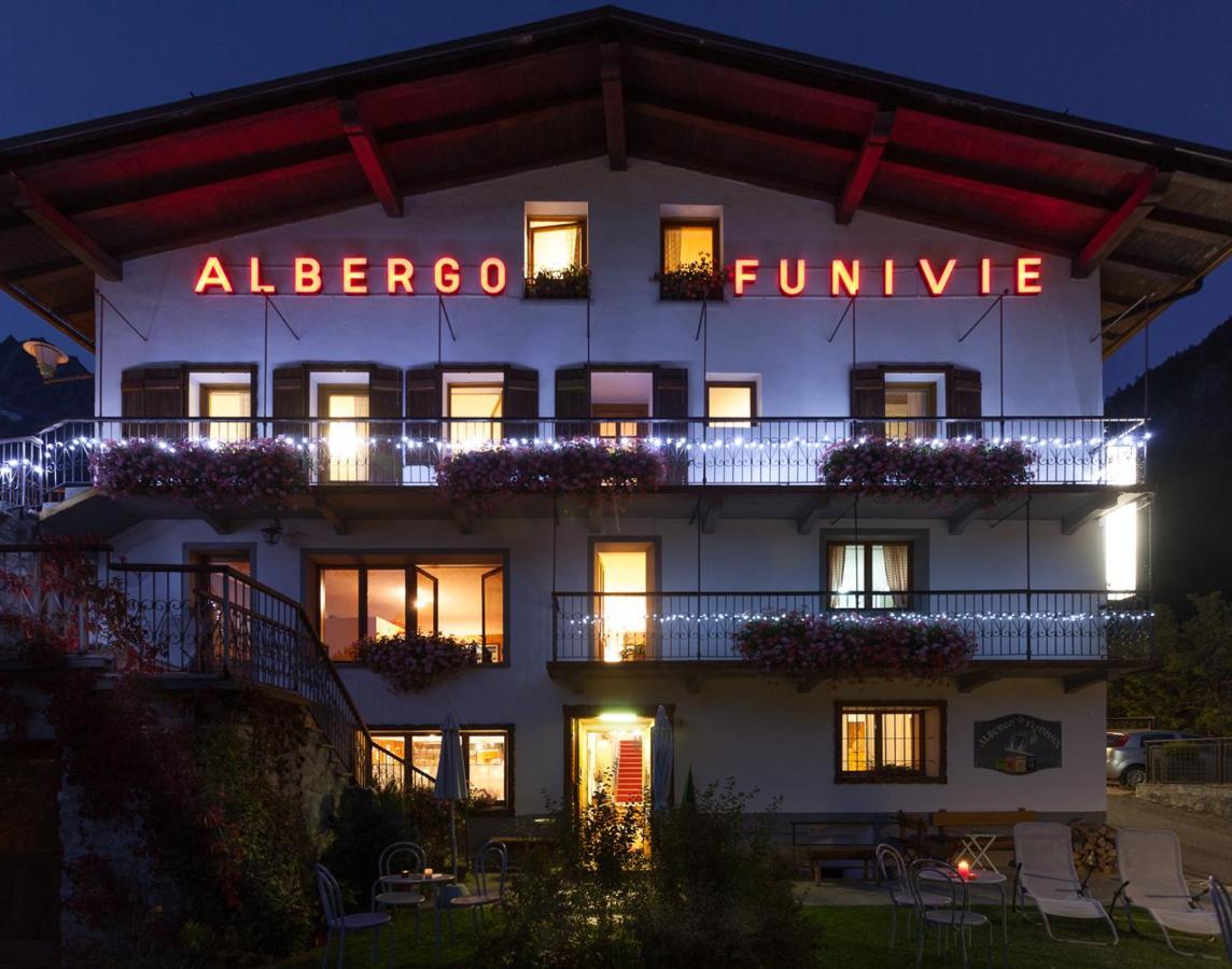 Hotel Funivia Courmayeur Exterior photo